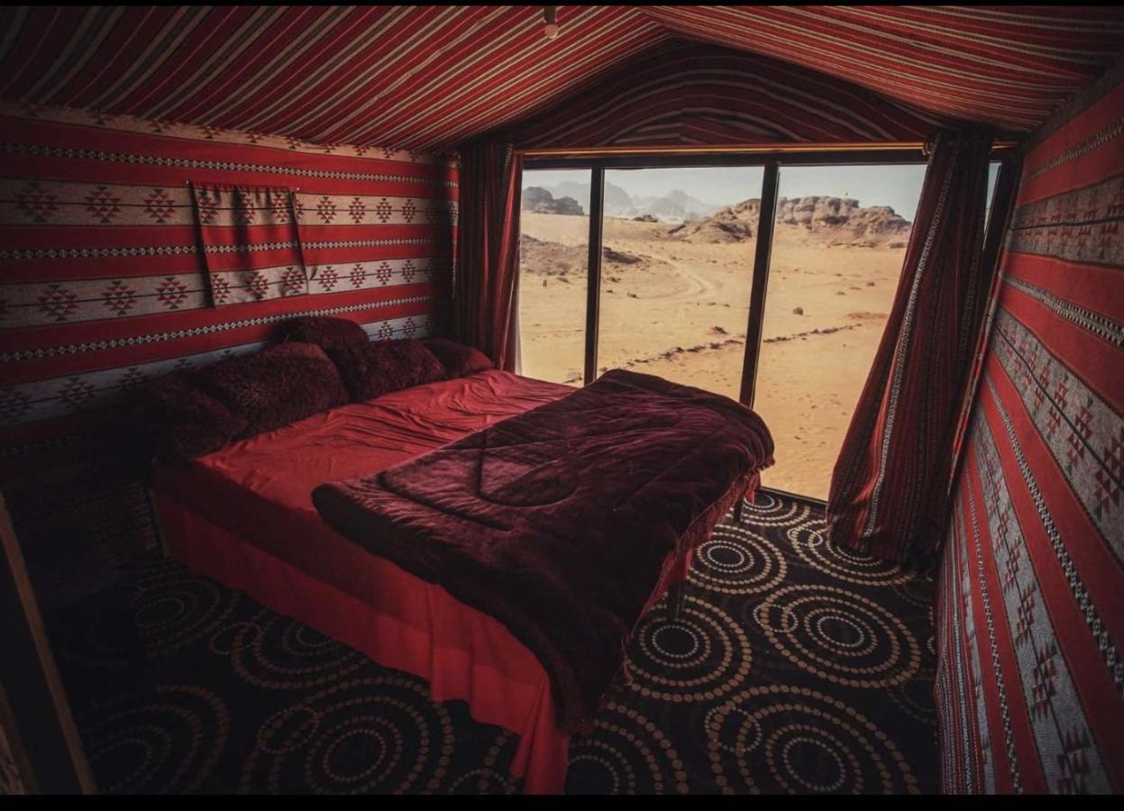 Wadi Rum Camels Camp المظهر الخارجي الصورة